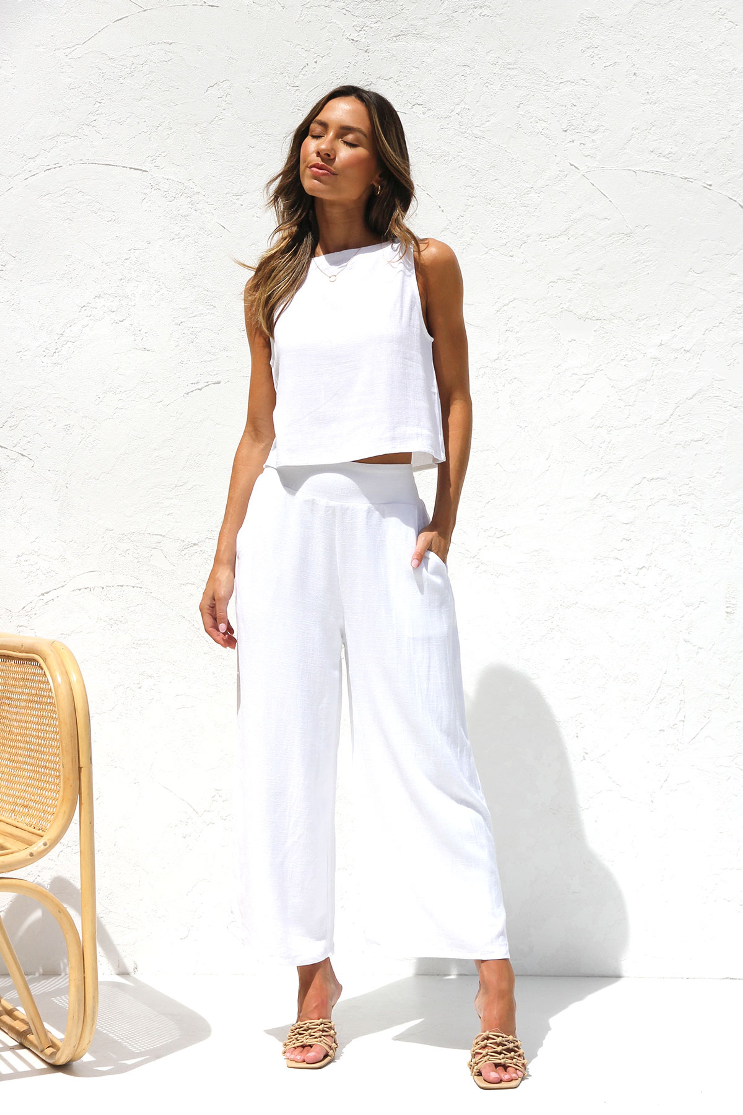 Ladies Cotton Linen Casual Sleeveless Buckle Vest Cropped Double Pocket Wide Leg Pants Set